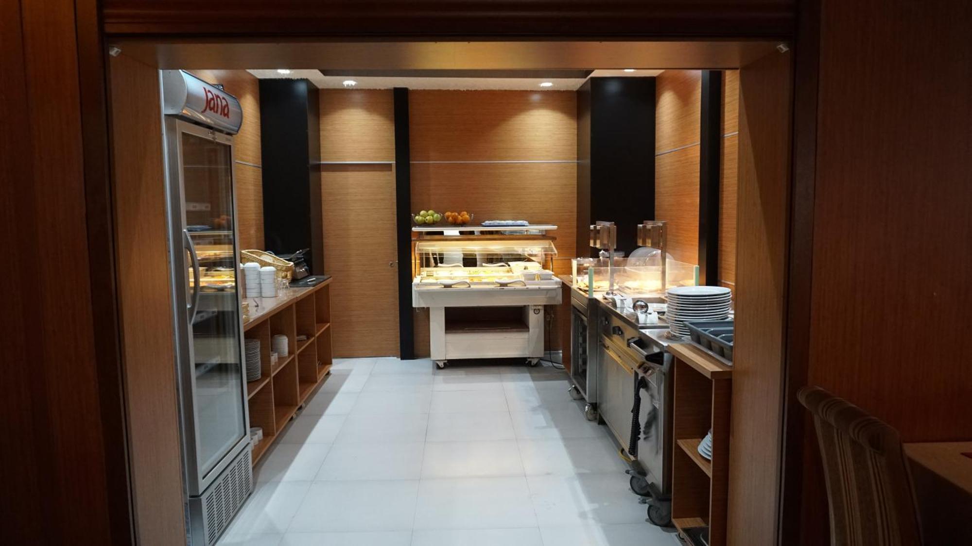 Meka Hotel Dragash ภายนอก รูปภาพ