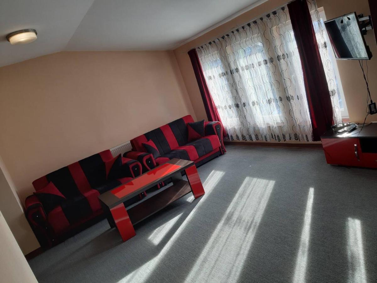 Meka Hotel Dragash ภายนอก รูปภาพ